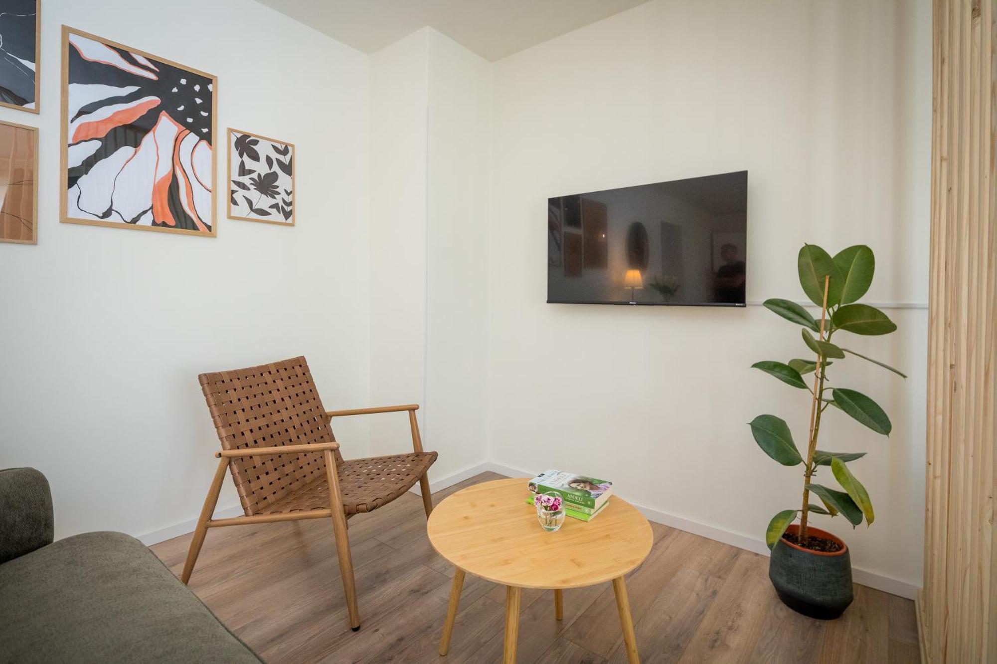 Cozy Room & Studio Kali Ровінь Екстер'єр фото